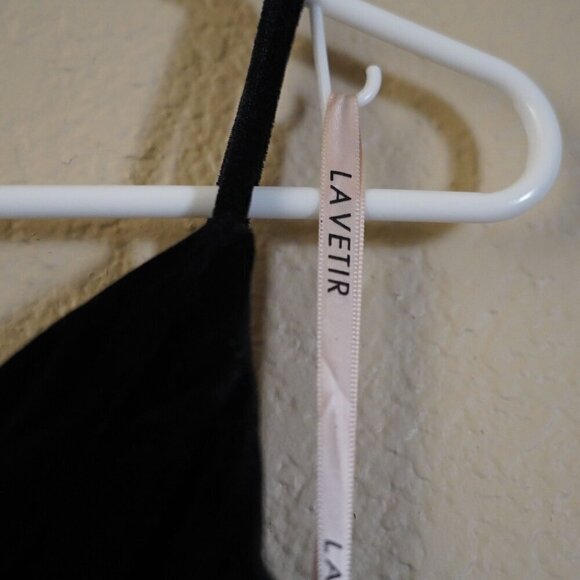 Lavetir Black Crushed Velvet Maxi Dress V Neck Side Slit 6 Strappy Witchy Goth - Picture 4 of 13